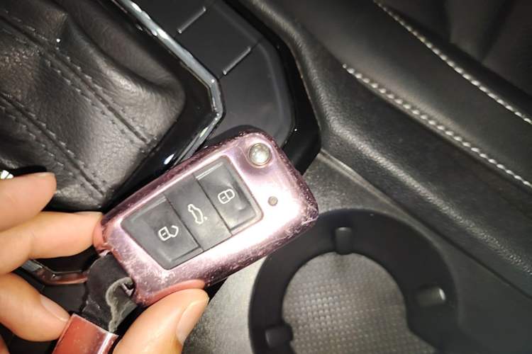 Used Volkswagen Lamando 2019 280TSI DSG Comfort Edition China VI standard Vehicle Key