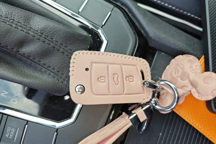 Used Volkswagen Lamando 2019 280TSI DSG Comfort Edition China VI standard Vehicle Key