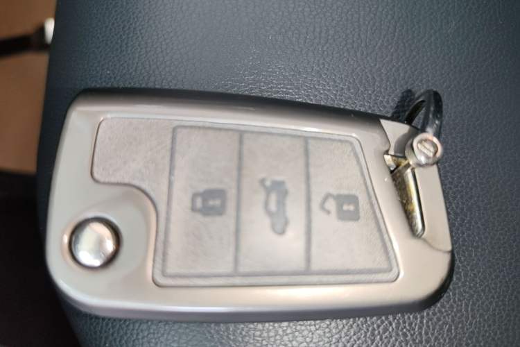 Used Volkswagen Lamando 2019 280TSI DSG Comfort Edition China VI standard Vehicle Key