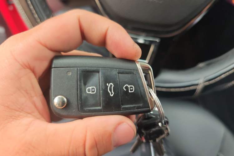 Used Volkswagen Lamando 2019 280TSI DSG Comfort Edition China VI standard Vehicle Key