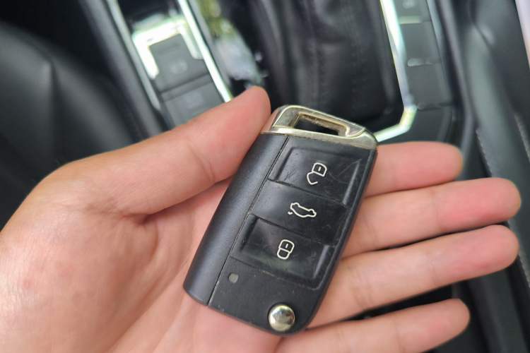 Used Volkswagen Lamando 2019 280TSI DSG Comfort Edition China VI standard Vehicle Key