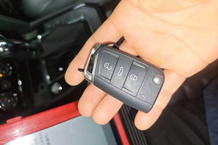 Used Volkswagen Lamando 2019 280TSI DSG Comfort Edition China VI standard Vehicle Key