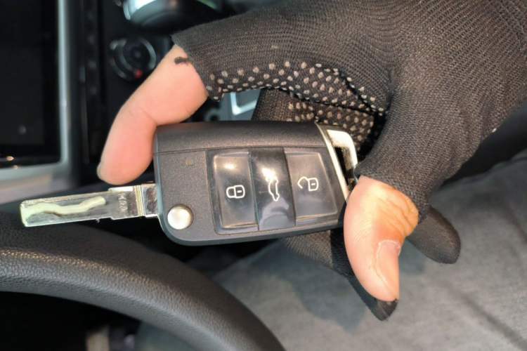 Used Volkswagen Lamando 2019 230TSI DSG Fashion Edition China V Standard Vehicle Key