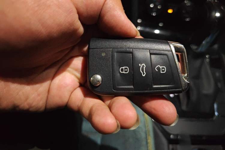 Used Volkswagen Lamando 2019 280TSI DSG Comfort Edition China VI standard Vehicle Key