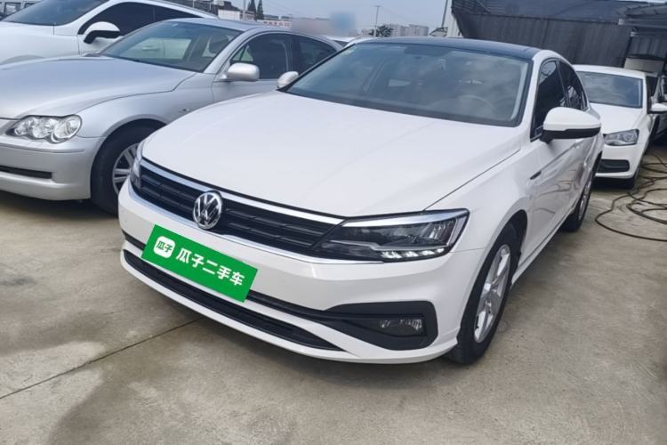 Used Volkswagen Lamando 2019 230TSI DSG Fashion Edition China VI Guazi used car, China used car export, Used car for sale, Used  cars, Cheapest cars for sale