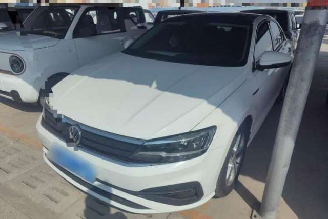 Ojetý Volkswagen Lamando 2019 230TSI DSG Vision Edition China VI Standard