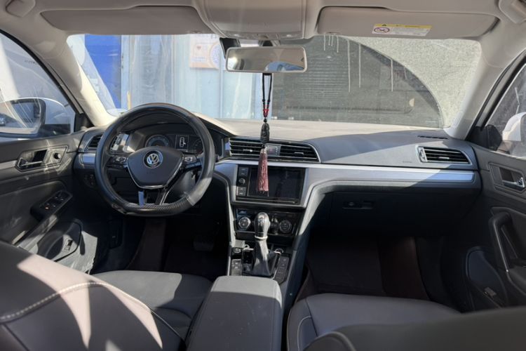 Used Volkswagen Lamando 2019 280TSI DSG Comfort Edition China VI standard Audio And AC Panel