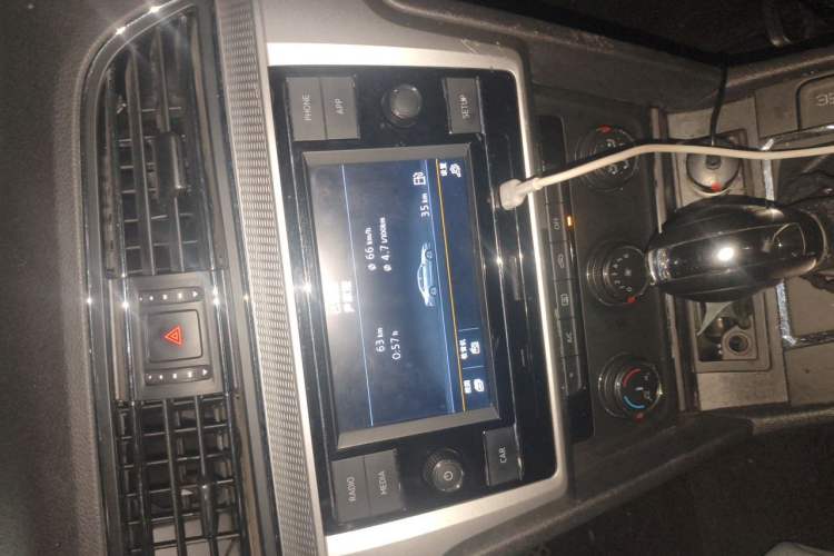 Used Volkswagen Lamando 2019 230TSI DSG Fashion Edition China VI Audio And AC Panel