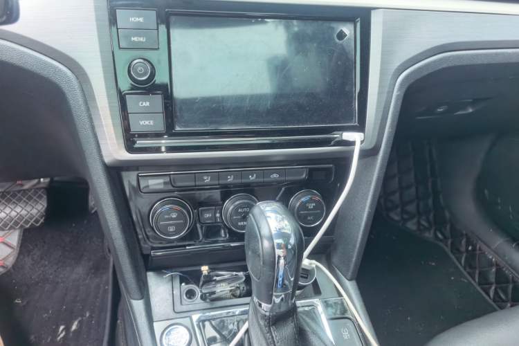 Used Volkswagen Lamando 2019 280TSI DSG Comfort Edition China VI standard Audio And AC Panel