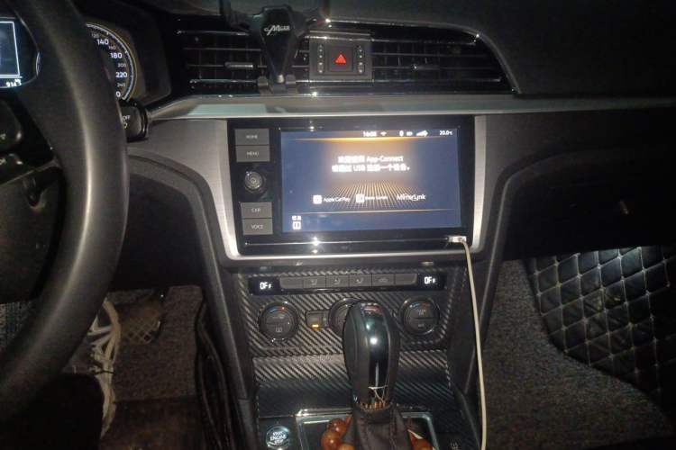 Used Volkswagen Lamando 2019 280TSI DSG Comfort Edition China VI standard Audio And AC Panel