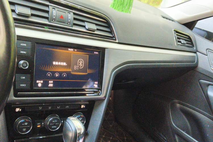 Used Volkswagen Lamando 2019 280TSI DSG Comfort Edition China VI standard Audio And AC Panel