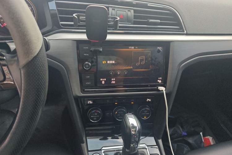 Used Volkswagen Lamando 2019 280TSI DSG Comfort Edition China VI standard Audio And AC Panel