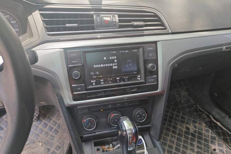 Used Volkswagen Lamando 2019 230TSI DSG Fashion Edition China VI Audio And AC Panel