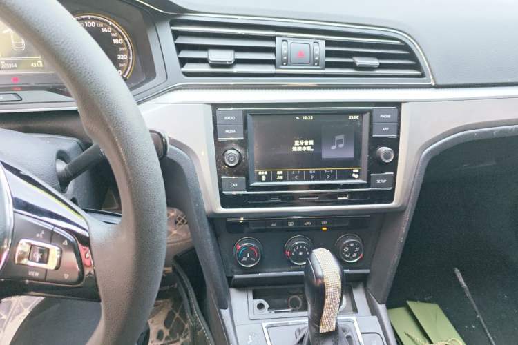Used Volkswagen Lamando 2019 230TSI DSG Fashion Edition China VI Audio And AC Panel