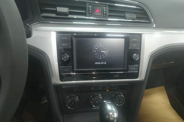 Used Volkswagen Lamando 2019 230TSI DSG Fashion Edition China VI Audio And AC Panel
