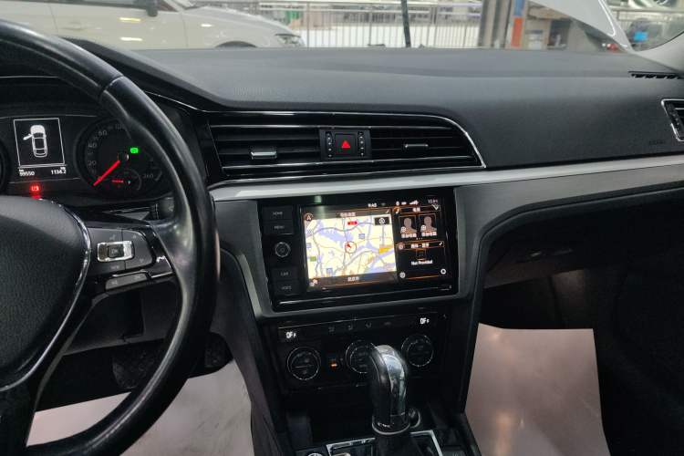 Used Volkswagen Lamando 2019 280TSI DSG Comfort Edition China VI standard Audio And AC Panel