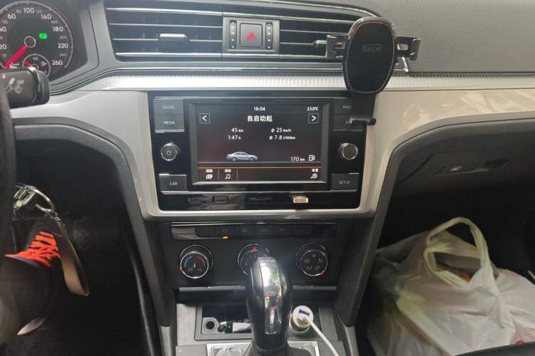Used Volkswagen Lamando 2019 230TSI DSG Vision Edition China VI Standard Audio And AC Panel