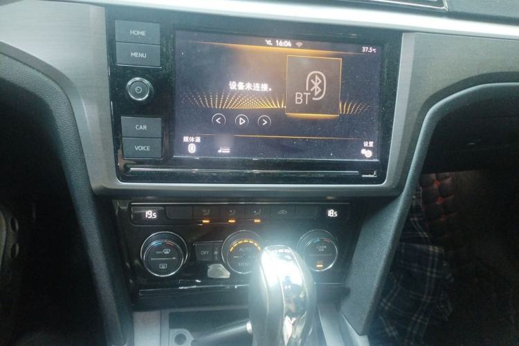 Used Volkswagen Lamando 2019 280TSI DSG Comfort Edition China V Standard Audio And AC Panel