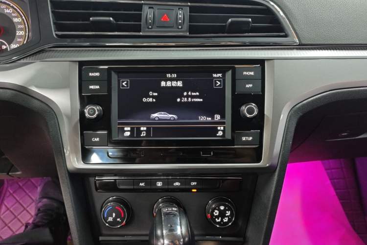 Used Volkswagen Lamando 2019 230TSI DSG Fashion Edition China V Standard Audio And AC Panel