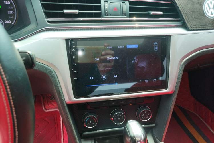 Used Volkswagen Lamando 2019 230TSI DSG Vision Edition China VI Standard Audio And AC Panel