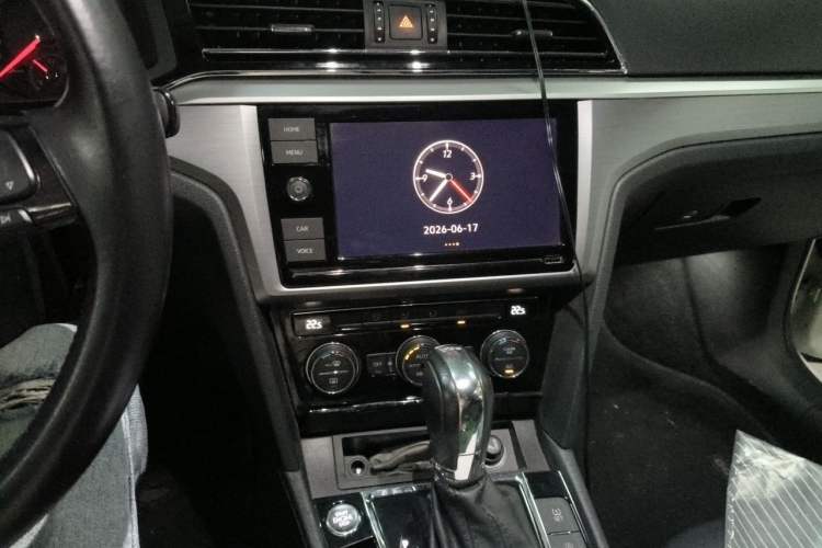 Used Volkswagen Lamando 2019 280TSI DSG Comfort Edition China V Standard Audio And AC Panel