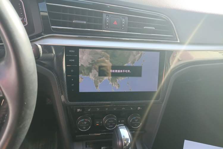 Used Volkswagen Lamando 2019 280TSI DSG Luxury Edition China VI Standard Audio And AC Panel