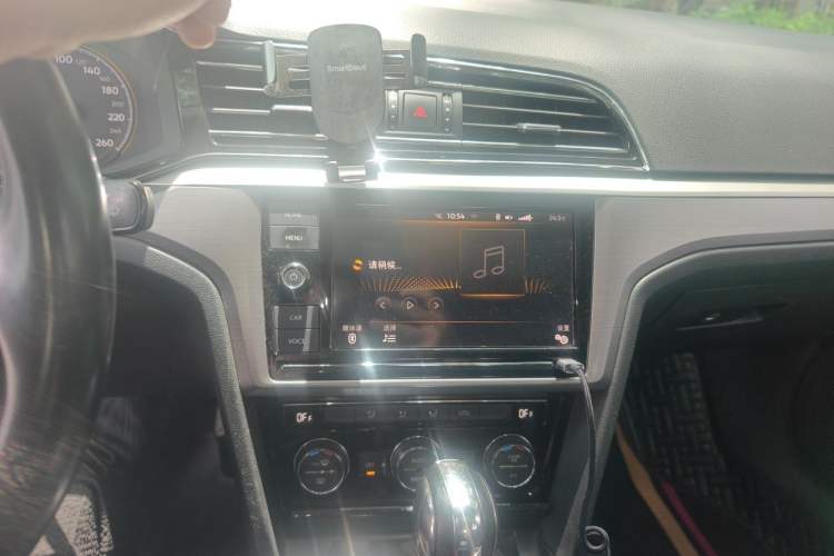 Used Volkswagen Lamando 2019 280TSI DSG Comfort Edition China VI standard Audio And AC Panel
