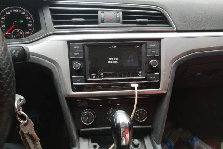 Used Volkswagen Lamando 2019 230TSI DSG Fashion Edition China VI Audio And AC Panel