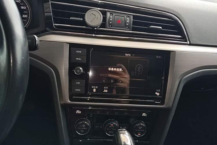 Used Volkswagen Lamando 2019 280TSI DSG Comfort Edition China VI standard Audio And AC Panel