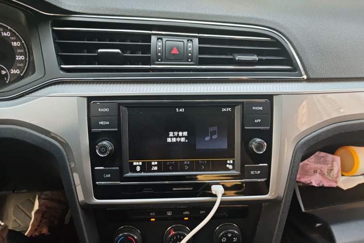 Used Volkswagen Lamando 2019 230TSI DSG Fashion Edition China VI Audio And AC Panel