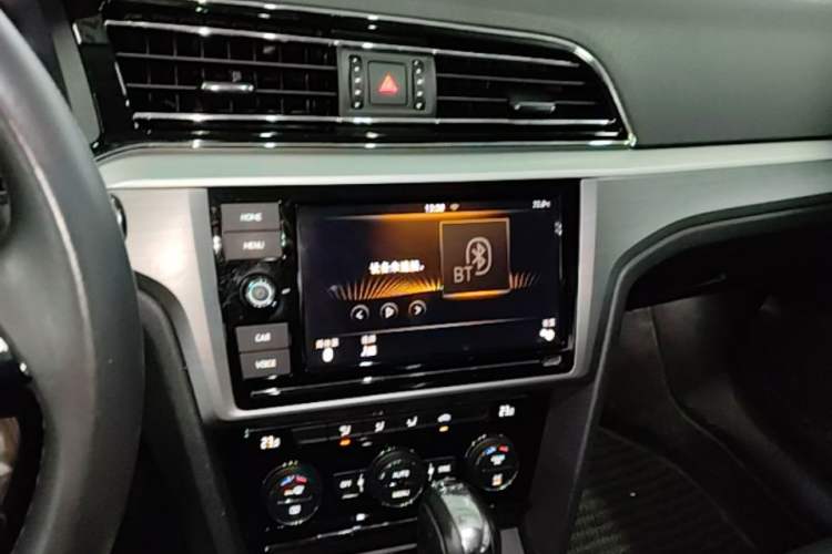 Used Volkswagen Lamando 2019 280TSI DSG Comfort Edition China VI standard Audio And AC Panel