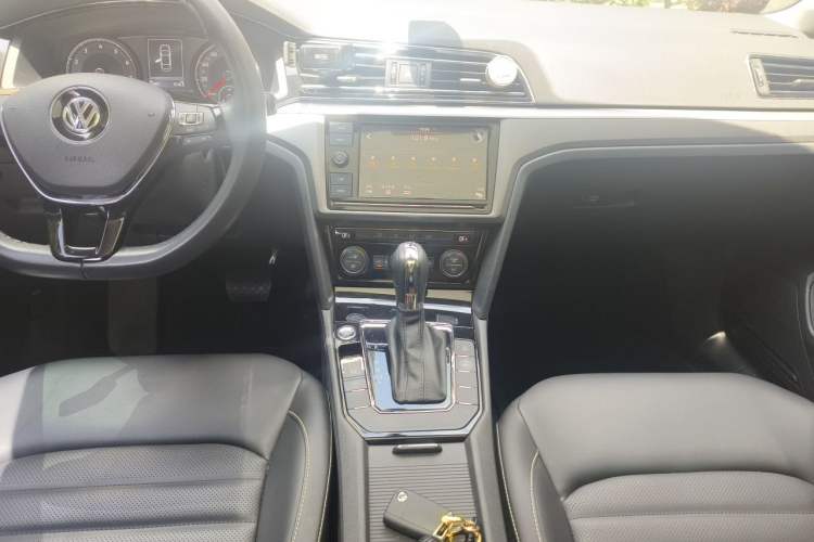 Used Volkswagen Lamando 2019 280TSI DSG Comfort Edition China VI standard Audio And AC Panel