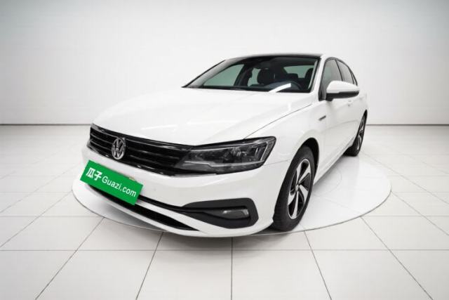 Ojetý Volkswagen Lamando 2019 230TSI DSG Vision Edition China VI Standard