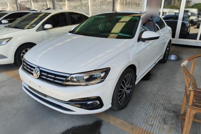 Volkswagen Lamando 2019 280TSI DSG Luxury Edition China VI Standard usata