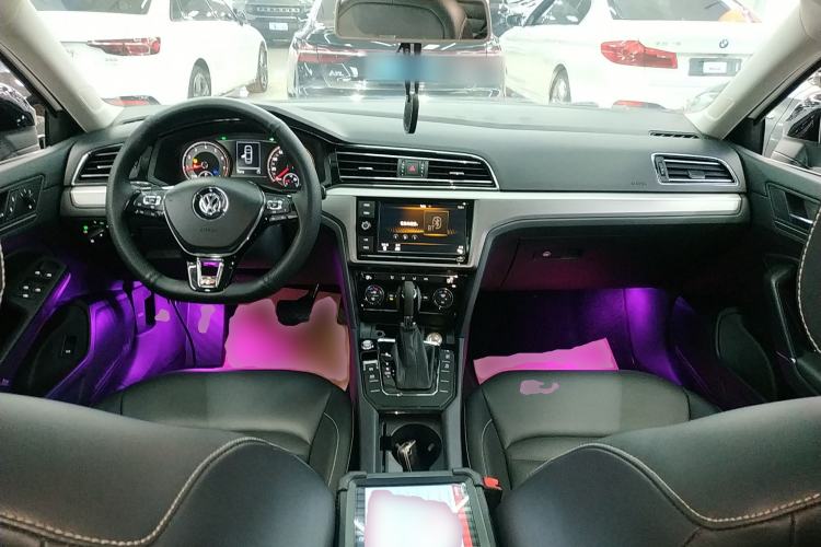 Used Volkswagen Lamando 2019 280TSI DSG Comfort Edition China VI standard Center Console