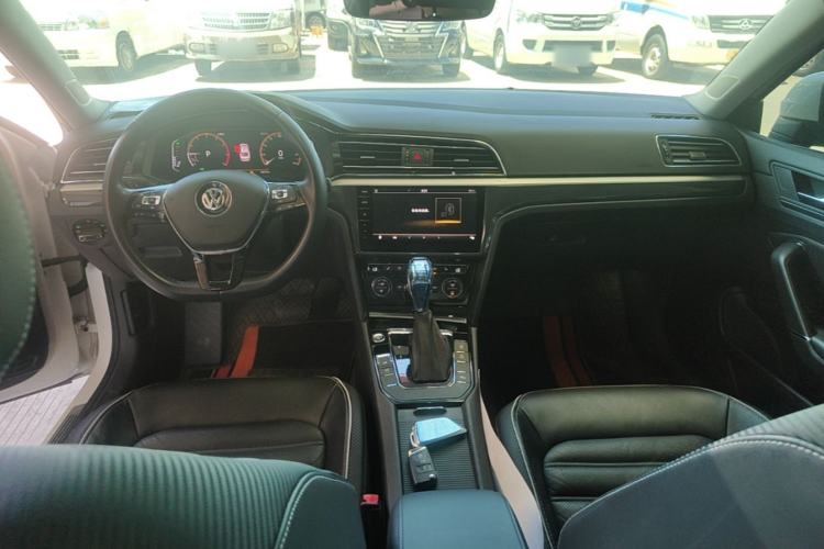 Used Volkswagen Lamando 2019 280TSI DSG Luxury Edition China VI Standard Center Console
