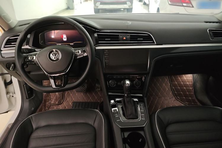 Used Volkswagen Lamando 2019 280TSI DSG Luxury Edition China VI Standard Center Console