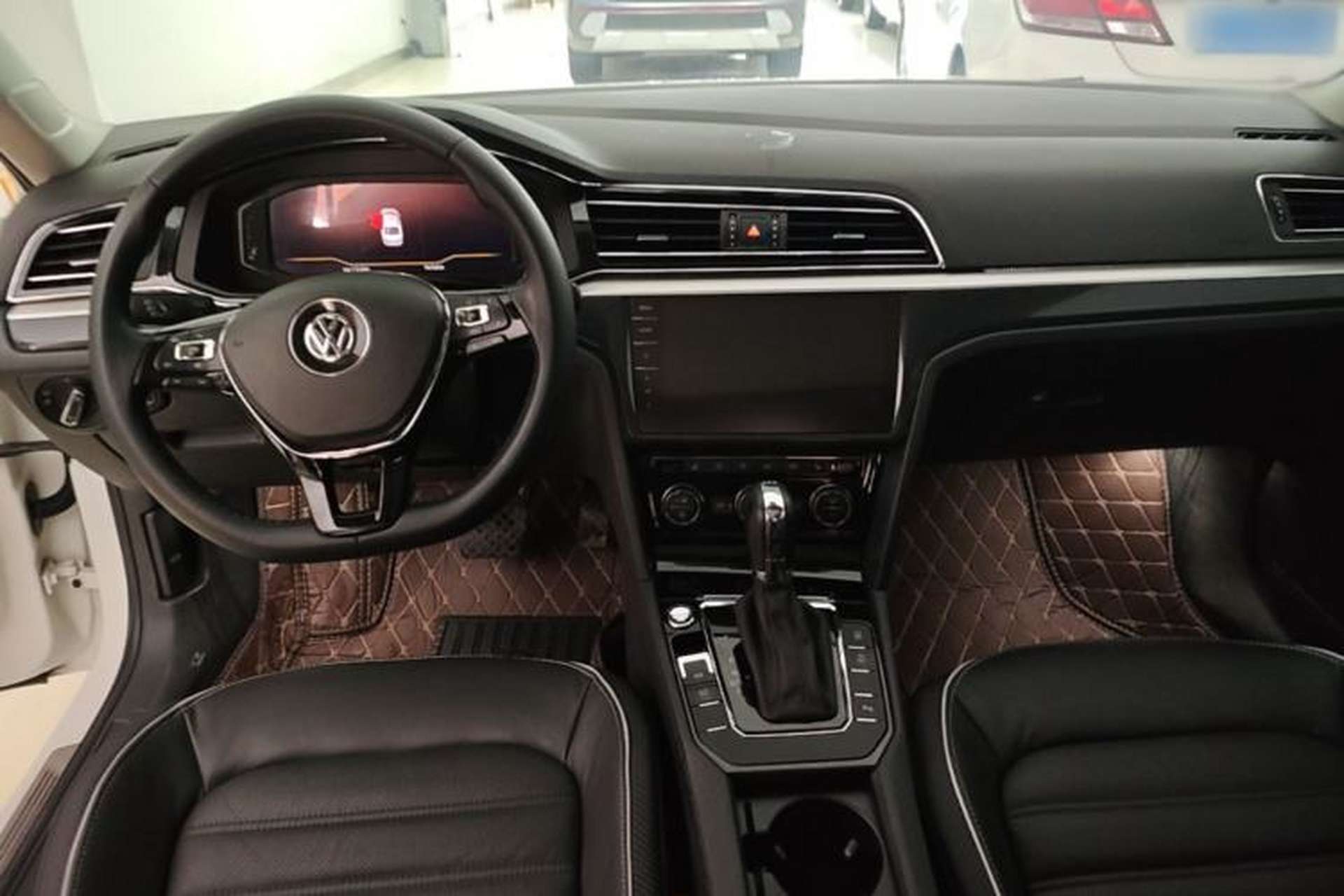Used Volkswagen Lamando 2019 280TSI DSG Luxury Edition China VI Standard Center Console