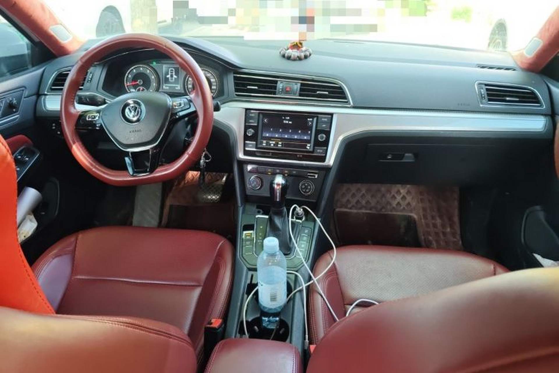 Used Volkswagen Lamando 2019 230TSI DSG Fashion Edition China VI Center Console
