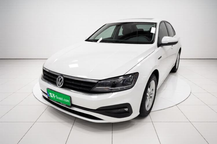 Volkswagen Lamando 2019 230TSI DSG Fashion Edition China VI usado Guazi used car, China used car export, Used car for sale, Used  cars, Cheapest cars for sale
