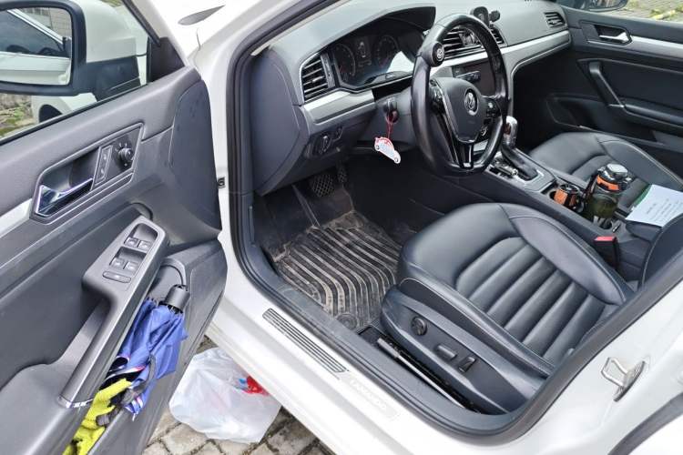 Used Volkswagen Lamando 2019 280TSI DSG Comfort Edition China VI standard Driver Seat