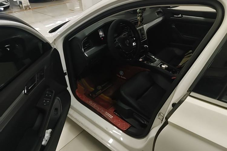 Used Volkswagen Lamando 2019 230TSI DSG Fashion Edition China VI Driver Seat