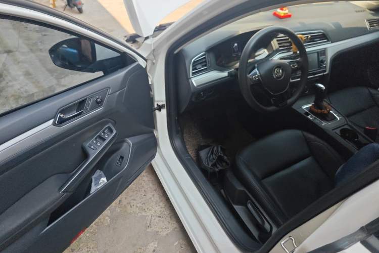 Used Volkswagen Lamando 2019 230TSI DSG Fashion Edition China VI Driver Seat