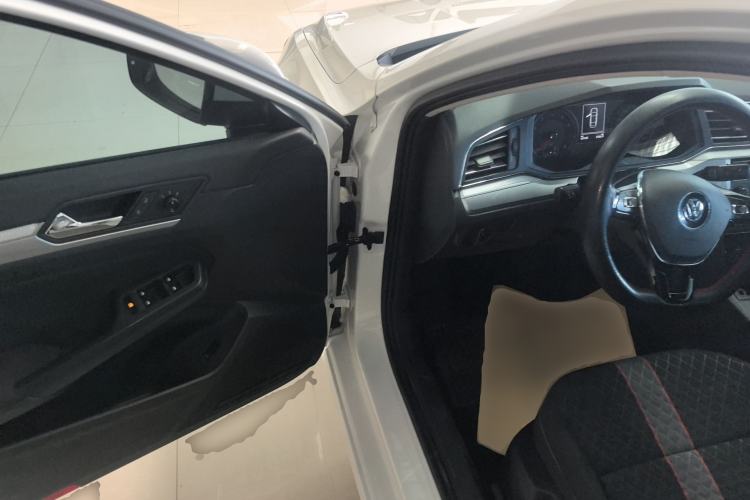 Used Volkswagen Lamando 2019 230TSI DSG Fashion Edition China VI Driver Seat