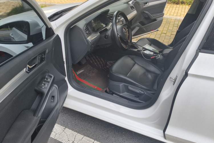 Used Volkswagen Lamando 2019 230TSI DSG Fashion Edition China VI Driver Seat