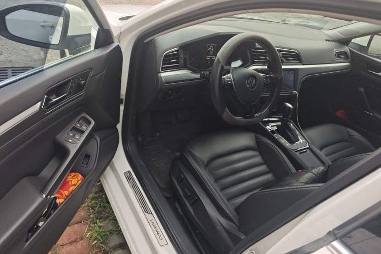 Used Volkswagen Lamando 2019 280TSI DSG Comfort Edition China VI standard Driver Seat