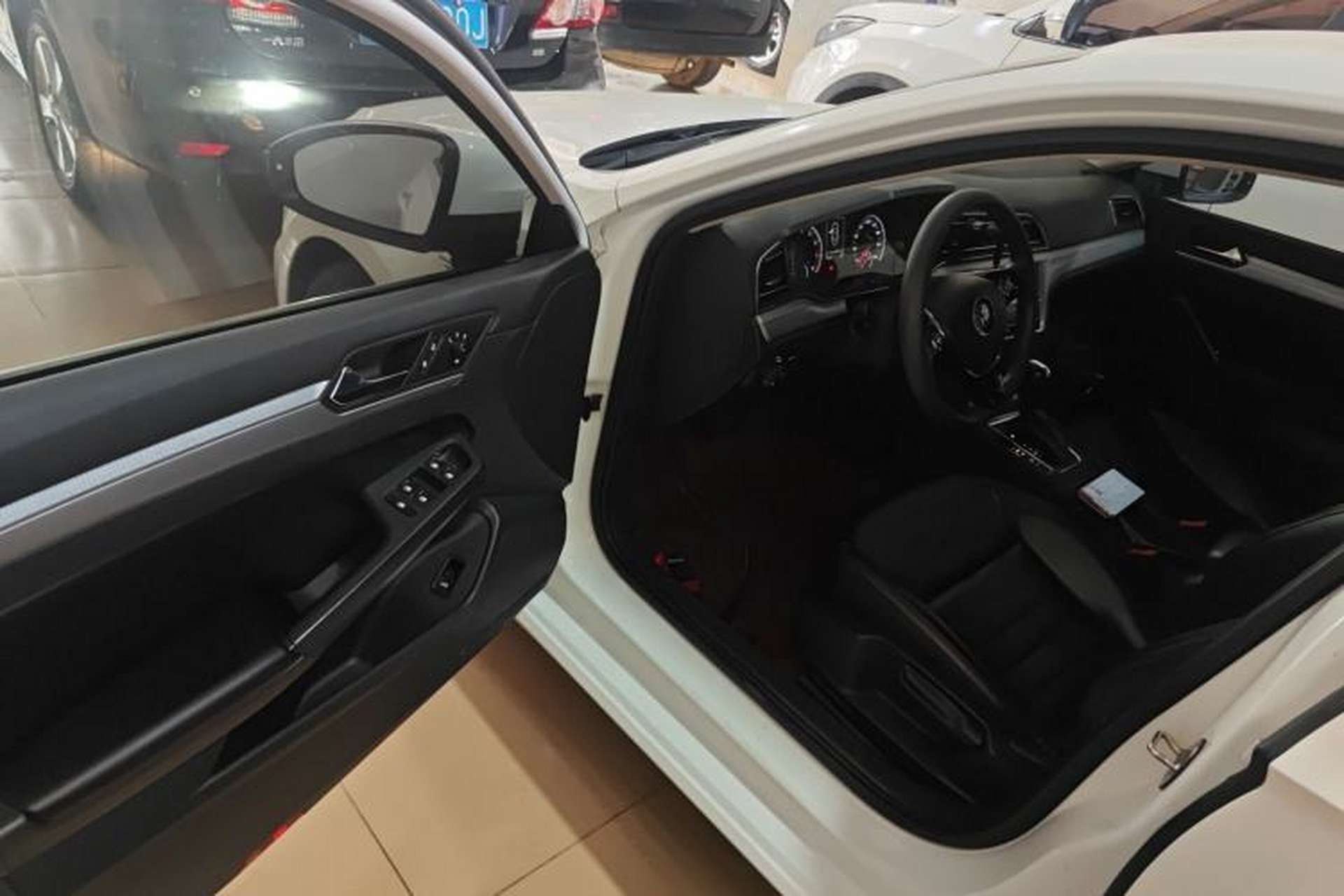 Used Volkswagen Lamando 2019 230TSI DSG Fashion Edition China VI Driver Seat
