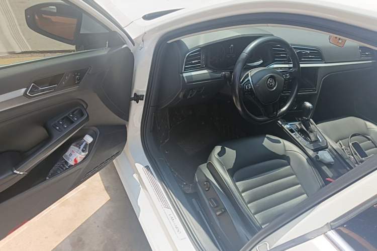 Used Volkswagen Lamando 2019 280TSI DSG Comfort Edition China VI standard Driver Seat