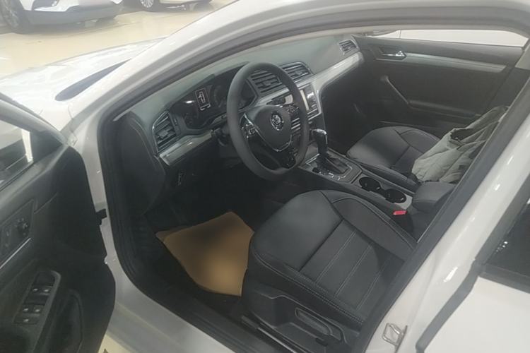Used Volkswagen Lamando 2019 230TSI DSG Fashion Edition China VI Driver Seat
