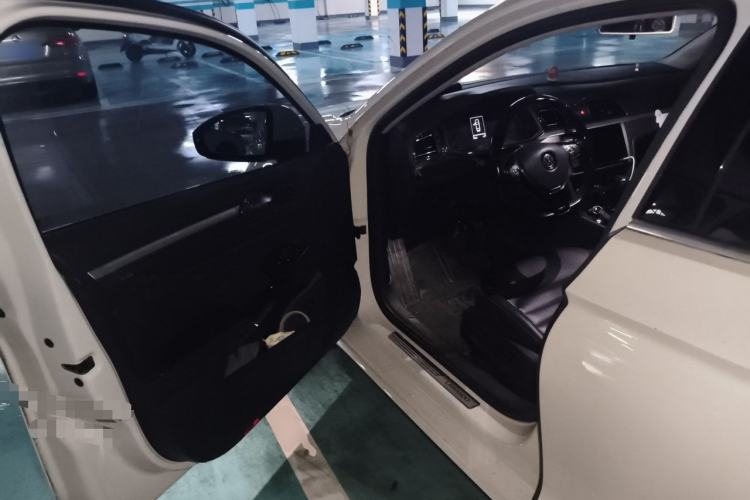 Used Volkswagen Lamando 2019 280TSI DSG Comfort Edition China VI standard Driver Seat
